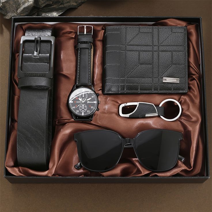 1746536359_corporate_gift.jpg